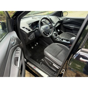 Ford Kuga  SUV 2019,  1.5 benzyna - Na sprzedaż za 49 800 zł - Tarnowskie Góry - zdjęcie 5