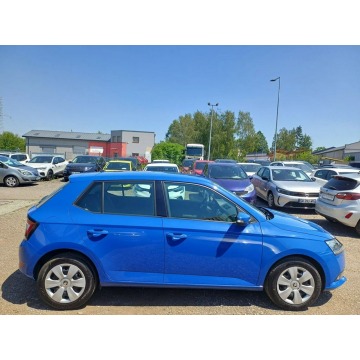 Skoda Fabia  Hatchback 2019,  1.0 benzyna - Na sprzedaż za 35 999 zł - Chrzanów - zdjęcie 8