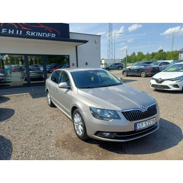 Skoda Superb  Sedan/Limuzyna 2015,  2.0 benzyna+LPG, automat - Na sprzedaż za 36 999 zł - Chrzanów - zdjęcie 10