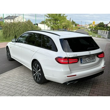 Mercedes - Benz E-klasa  Kombi 2020,  2.0 hybryda, automat - Na sprzedaż za 93 900 zł - Knurów - zdjęcie 5