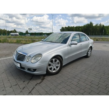 Mercedes - Benz E-klasa  Sedan/Limuzyna 2006,  3.0 benzyna, automat - Na sprzedaż za 25 800 zł - Lipówki - zdjęcie 2