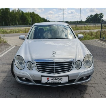 Mercedes - Benz E-klasa  Sedan/Limuzyna 2006,  3.0 benzyna, automat - Na sprzedaż za 25 800 zł - Lipówki - zdjęcie 5