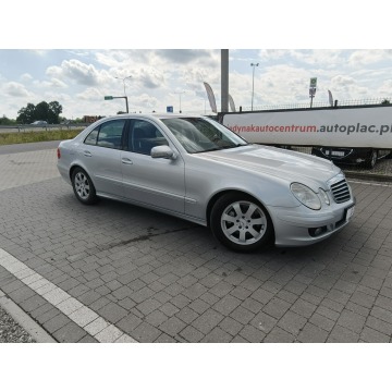 Mercedes - Benz E-klasa  Sedan/Limuzyna 2006,  3.0 benzyna, automat - Na sprzedaż za 25 800 zł - Lipówki - zdjęcie 8