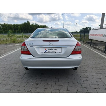 Mercedes - Benz E-klasa  Sedan/Limuzyna 2006,  3.0 benzyna, automat - Na sprzedaż za 25 800 zł - Lipówki - zdjęcie 10