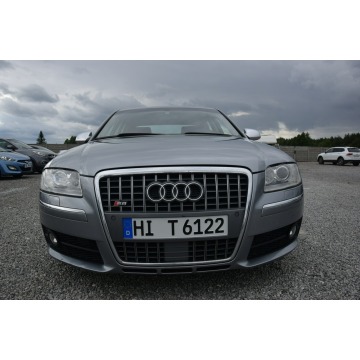 Audi S8  Sedan/Limuzyna 2006,  5.2 benzyna, automat - Na sprzedaż za 39 900 zł - Majdan Sieniawski - zdjęcie 6