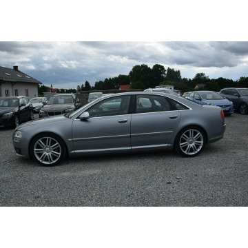 Audi S8  Sedan/Limuzyna 2006,  5.2 benzyna, automat - Na sprzedaż za 39 900 zł - Majdan Sieniawski - zdjęcie 10