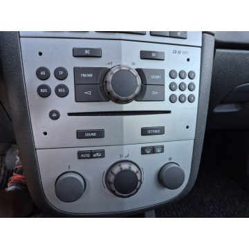 Opel Corsa  Hatchback 2011,  1.4 benzyna - Na sprzedaż za 17 400 zł - Zielona Łąka - zdjęcie 12