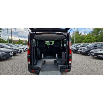 Opel Vivaro  Bus 2017,  1.6 diesel - Na sprzedaż za 63 900 zł - Płock - zdjęcie 8