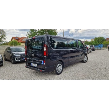 Opel Vivaro  Bus 2017,  1.6 diesel - Na sprzedaż za 63 900 zł - Płock - zdjęcie 11