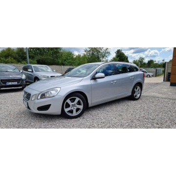 Volvo V60  Kombi 2011,  1.6 diesel - Na sprzedaż za 21 900 zł - Płock - zdjęcie 3