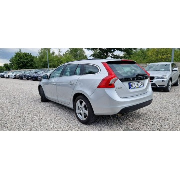Volvo V60  Kombi 2011,  1.6 diesel - Na sprzedaż za 21 900 zł - Płock - zdjęcie 7