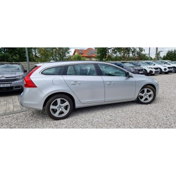 Volvo V60  Kombi 2011,  1.6 diesel - Na sprzedaż za 21 900 zł - Płock - zdjęcie 12