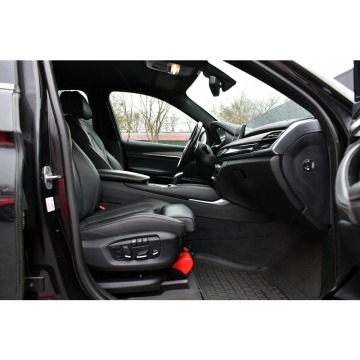 BMW X6  Terenowy 2018,  3.0 diesel, automat - Na sprzedaż za 159 900 zł - Warszawa - zdjęcie 8
