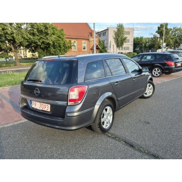 Opel Astra  Kombi 2010,  1.6 benzyna - Na sprzedaż za 12 400 zł - Zielona Łąka - zdjęcie 7