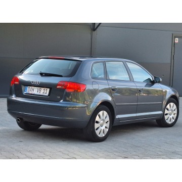 Audi A3  Hatchback 2006,  1.6 benzyna, automat - Na sprzedaż za 27 900 zł - Olsztyn - zdjęcie 4