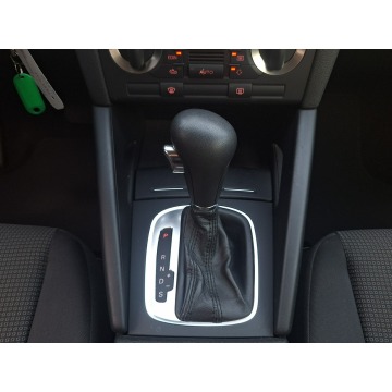 Audi A3  Hatchback 2006,  1.6 benzyna, automat - Na sprzedaż za 27 900 zł - Olsztyn - zdjęcie 7