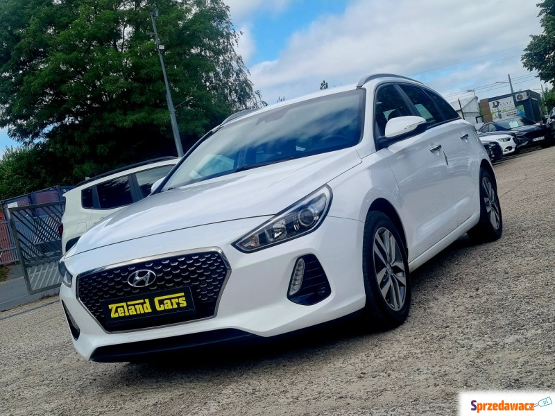 Hyundai i30  Kombi 2017,  1.4 benzyna - Na sprzedaż za 39 900 zł - Szczecin
