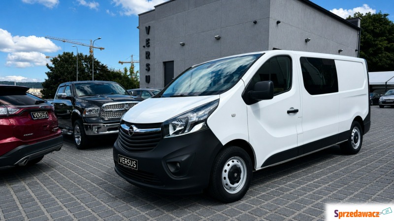 Opel Vivaro  Bus 2018,  1.6 diesel - Na sprzedaż za 48 500 zł - Gdynia