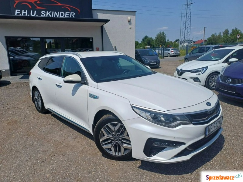 Kia Optima  Kombi 2019,  2.0 hybryda, automat - Na sprzedaż za 62 999 zł - Chrzanów