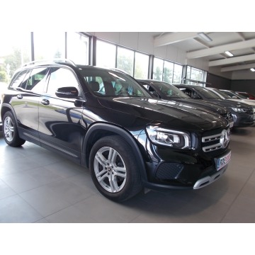 Mercedes - Benz   Sedan/Limuzyna 2020 benzyna - Na sprzedaż za 107 500 zł - Dębica - zdjęcie 5