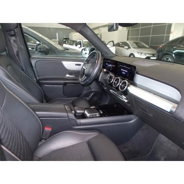 Mercedes - Benz   Sedan/Limuzyna 2020 benzyna - Na sprzedaż za 107 500 zł - Dębica - zdjęcie 8