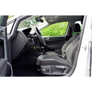 Volkswagen Golf  Kombi 2018,  1.5 benzyna, automat - Na sprzedaż za 53 900 zł - Warszawa - zdjęcie 5