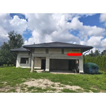 Dom parterowy z poddaszem Nowy Konik bezposrednio