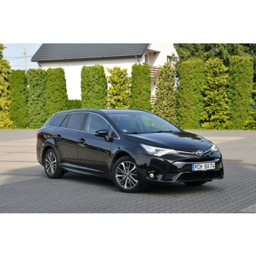 Toyota Avensis  Kombi 2016,  2.0 diesel - Na sprzedaż za 37 900 zł - Ostrów Mazowiecka - zdjęcie 3