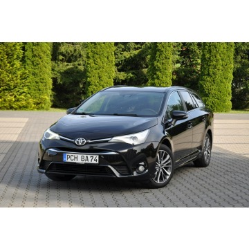Toyota Avensis  Kombi 2016,  2.0 diesel - Na sprzedaż za 37 900 zł - Ostrów Mazowiecka - zdjęcie 8