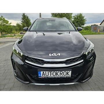 Kia XCeed  Hatchback 2022,  1.5 benzyna - Na sprzedaż za 76 900 zł - Liszki - zdjęcie 2