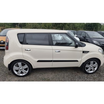 Kia Soul  SUV 2010,  1.6 benzyna - Na sprzedaż za 18 900 zł - Szczecin - zdjęcie 6