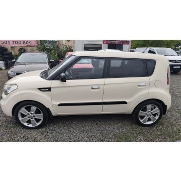 Kia Soul  SUV 2010,  1.6 benzyna - Na sprzedaż za 18 900 zł - Szczecin - zdjęcie 8