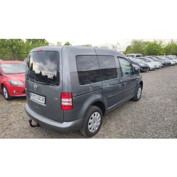 Volkswagen Caddy  Kombi 2011,  1.2 benzyna - Na sprzedaż za 20 900 zł - Szczecin - zdjęcie 3