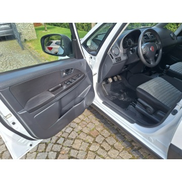 Fiat Sedici  Hatchback 2013,  2.0 diesel - Na sprzedaż za 19 700 zł - Siewierz - zdjęcie 9