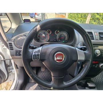 Fiat Sedici  Hatchback 2013,  2.0 diesel - Na sprzedaż za 19 700 zł - Siewierz - zdjęcie 11