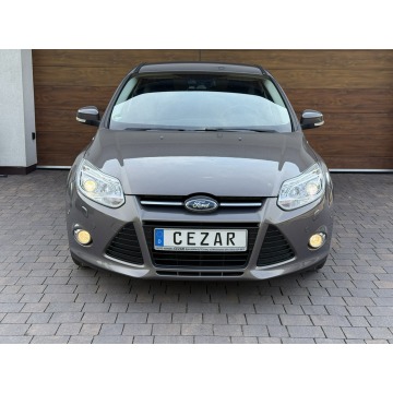 Ford Focus  Hatchback 2012,  1.0 benzyna - Na sprzedaż za 16 900 zł - Konradów - zdjęcie 2