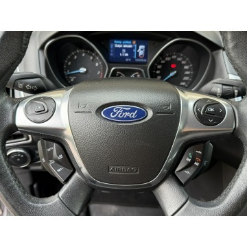 Ford Focus  Hatchback 2012,  1.0 benzyna - Na sprzedaż za 16 900 zł - Konradów - zdjęcie 11