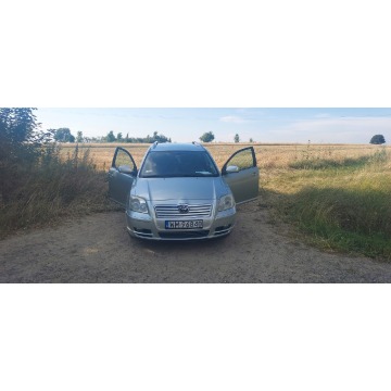Toyota Avensis II 1.8 T25 Kombi