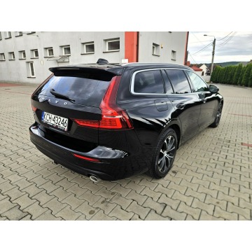 Volvo V60  Kombi 2020,  2.0 diesel, automat - Na sprzedaż za 68 990 zł - Zagórze - zdjęcie 7