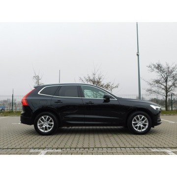 Volvo   SUV 2020,  2.0 diesel, automat - Na sprzedaż za 99 980 zł - Żyrardów - zdjęcie 4