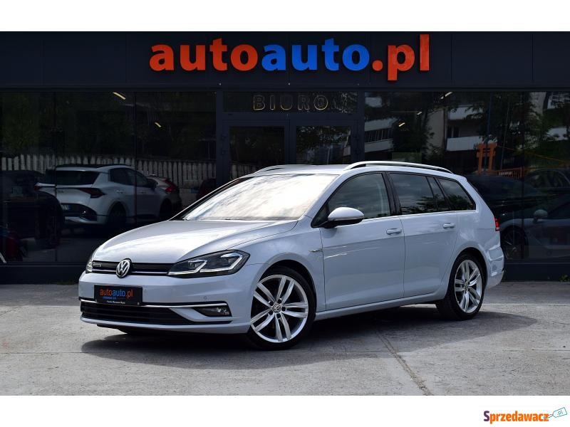 Volkswagen Golf  Kombi 2018,  1.5 benzyna, automat - Na sprzedaż za 53 900 zł - Warszawa