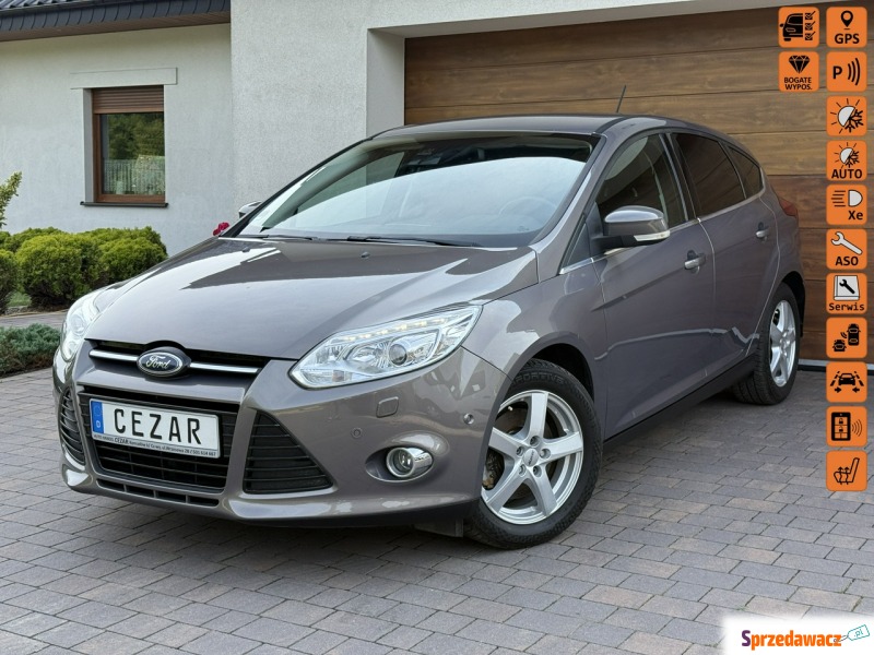Ford Focus  Hatchback 2012,  1.0 benzyna - Na sprzedaż za 16 900 zł - Konradów