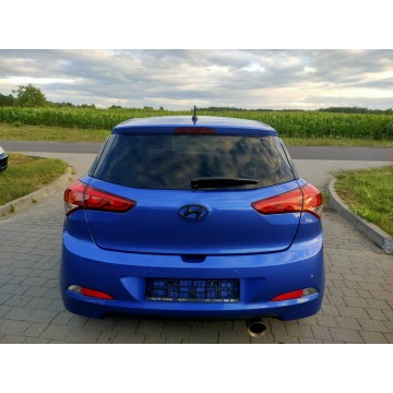 Hyundai i20  Hatchback 2018,  1.2 benzyna - Na sprzedaż za 37 900 zł - Burzenin - zdjęcie 5