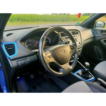 Hyundai i20  Hatchback 2018,  1.2 benzyna - Na sprzedaż za 37 900 zł - Burzenin - zdjęcie 11