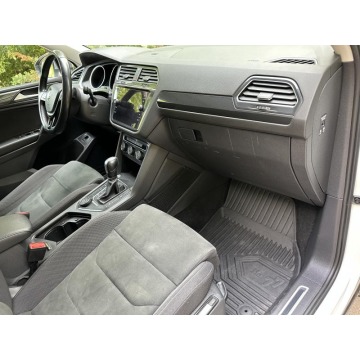 Volkswagen Tiguan  Terenowy 2021,  2.0 diesel, automat - Na sprzedaż za 85 000 zł - Warszawa - zdjęcie 8