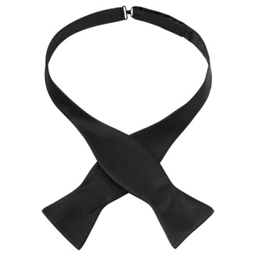 Elegancka czarna jedwabna mucha wiązana Profuomo