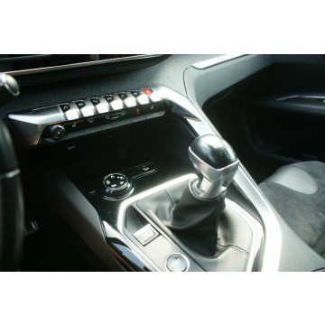Peugeot 3008  SUV 2018,  1.5 diesel - Na sprzedaż za 60 900 zł - Ostrów Wielkopolski - zdjęcie 11