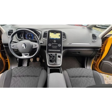 Renault Scenic  Minivan/Van 2018,  1.3 benzyna - Na sprzedaż za 46 900 zł - Szczecin - zdjęcie 12