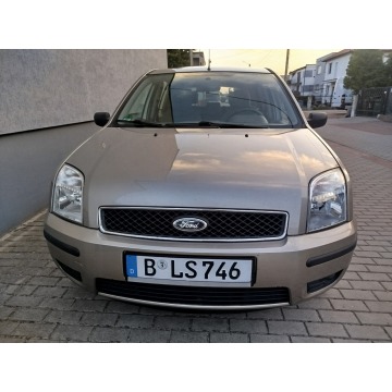 Ford Fusion  Hatchback 2003,  1.6 benzyna - Na sprzedaż za 6 300,00 zł - Toruń - zdjęcie 5