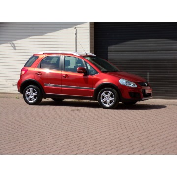 Suzuki SX4  SUV 2013,  1.6 benzyna - Na sprzedaż za 25 900 zł - Mikołów - zdjęcie 3